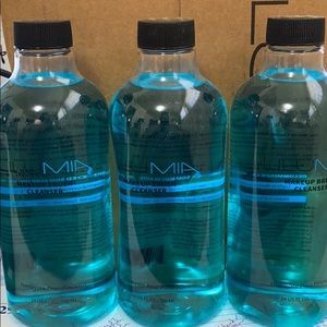 Lilumia Makeup Brush Cleanser